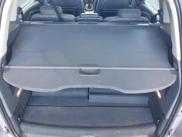2011 FORD GRAND C-MA