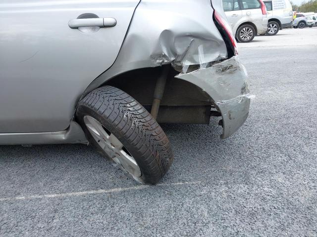 2004 NISSAN MICRA SE