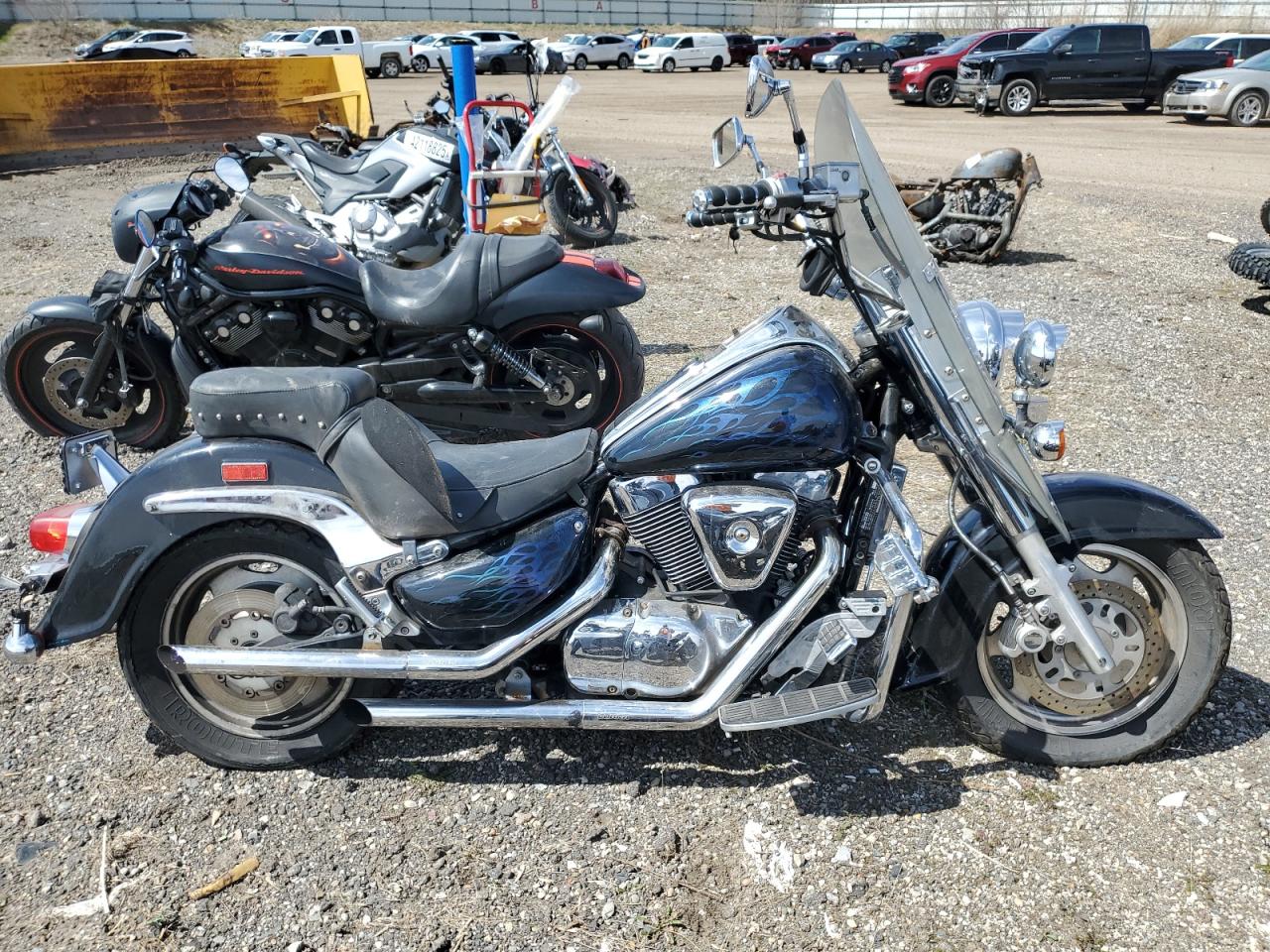 2000 Suzuki Vl1500