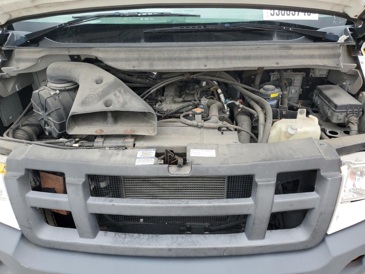 2017 Isuzu NPR - Image 12