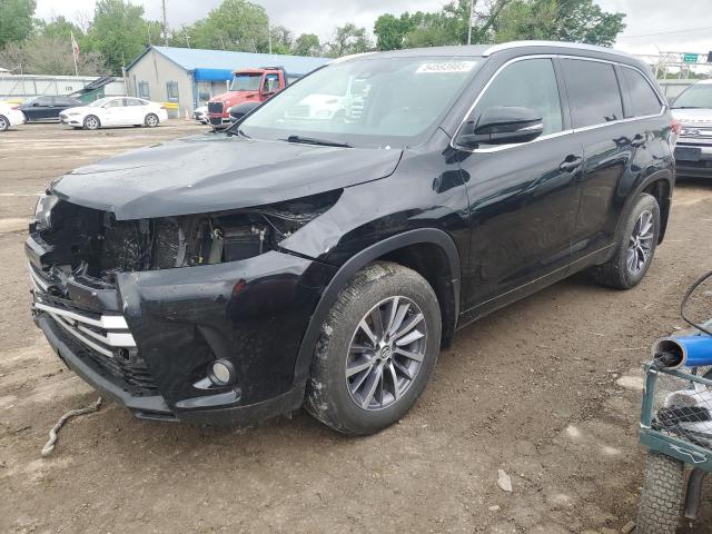 2017 Toyota Highlander Se