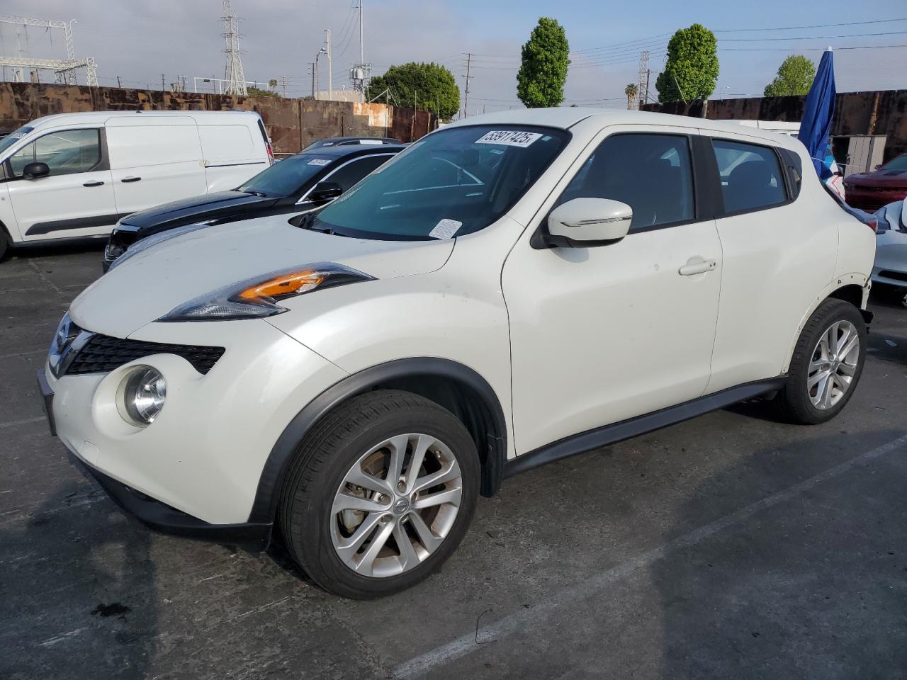 2017 Nissan Juke S продається в Wilmington, CA - Rear End