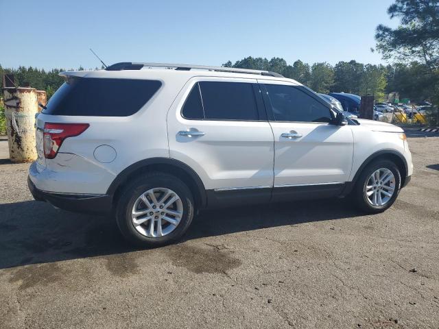 Parquets FORD EXPLORER 2014 Biały