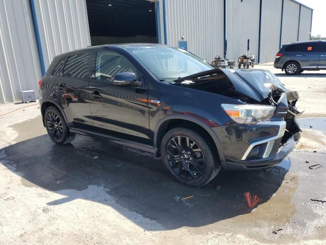  MITSUBISHI OUTLANDER 2018 Czarny