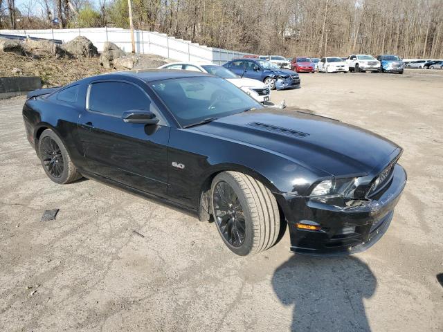  FORD MUSTANG 2014 Czarny