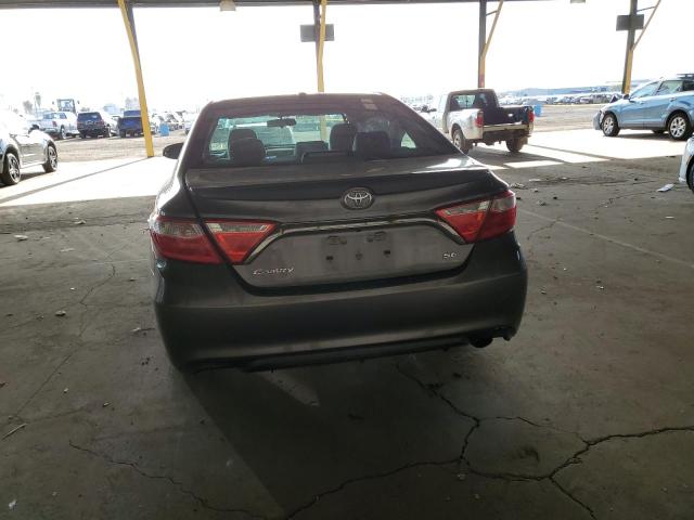  TOYOTA CAMRY 2017 Серебристый
