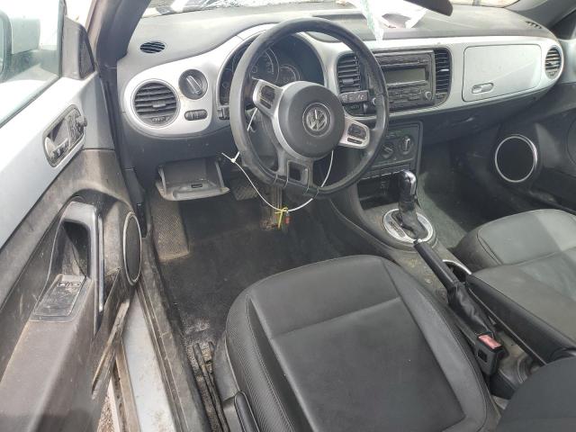  VOLKSWAGEN BEETLE 2014 Srebrny
