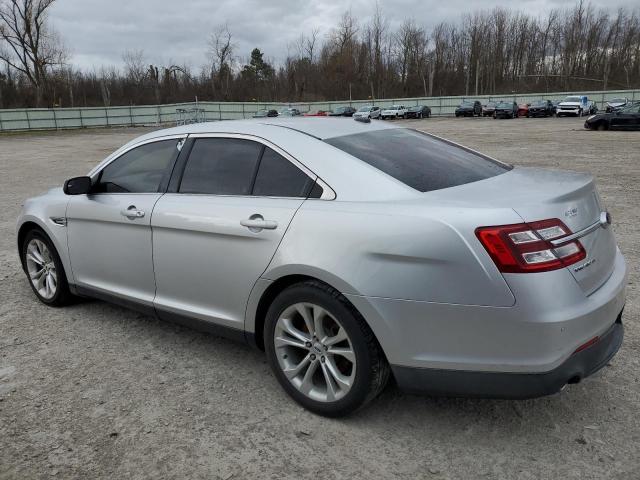 Sedans FORD TAURUS 2013 Srebrny