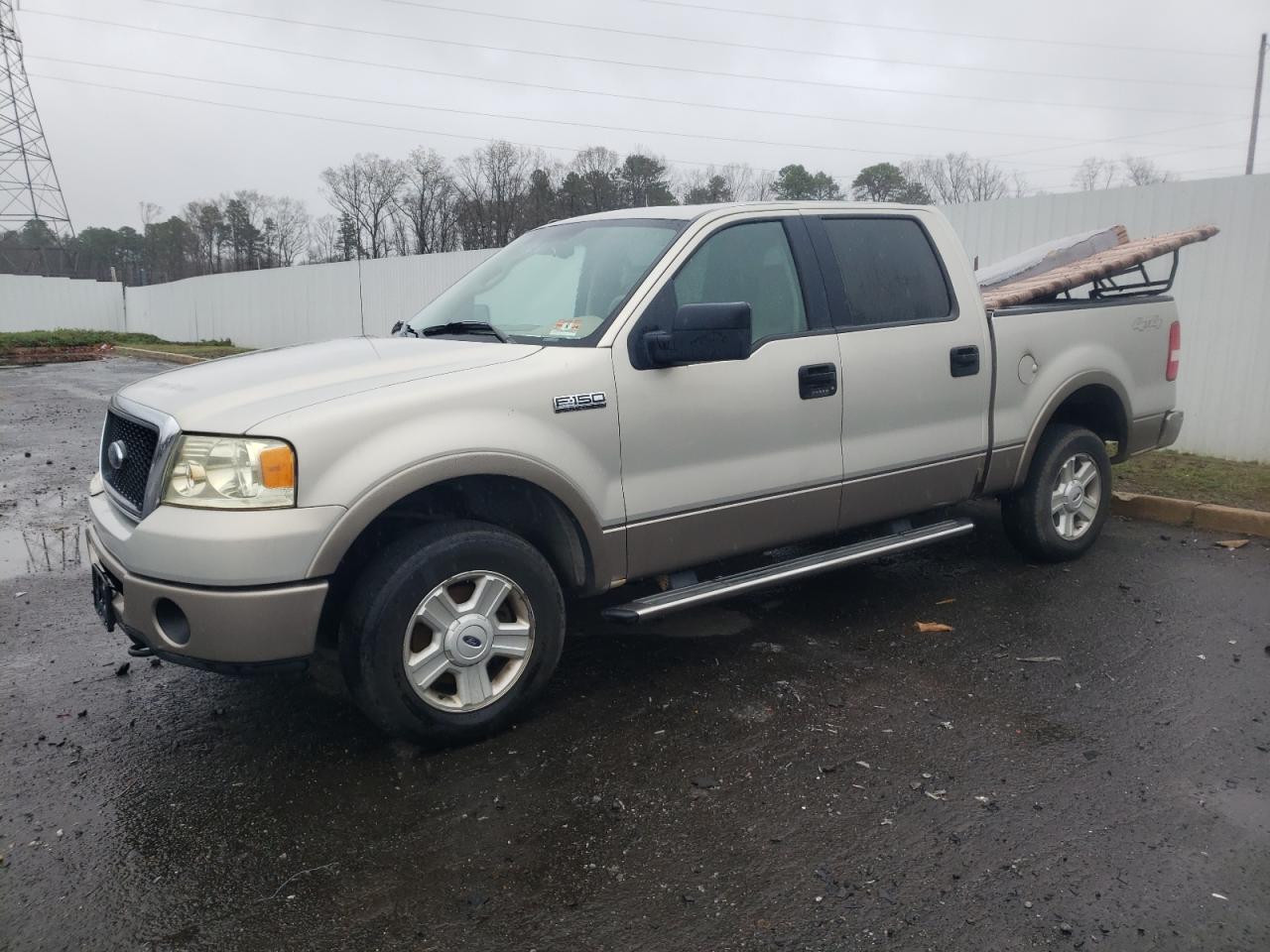 2006 Ford F150 Supercrew للبيع في Glassboro، NJ - Normal Wear