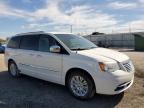 2012 Chrysler Town & Country Touring L იყიდება Des Moines-ში, IA - Hail