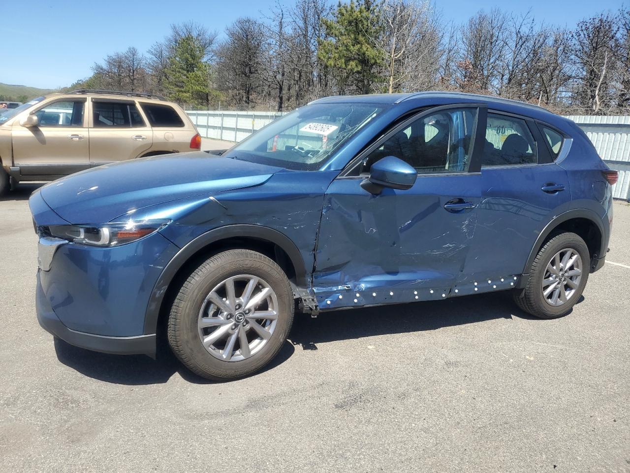 2022 Mazda Cx-5 for Sale in Brookhaven, NY - Side