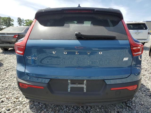  VOLVO XC40 2024 Синий