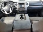 2017 Toyota Tundra Crewmax Sr5 на продаже в Eugene, OR - Rollover