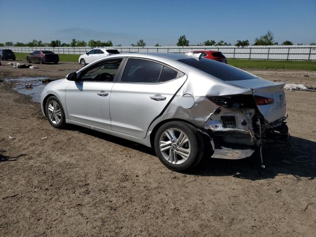  HYUNDAI ELANTRA 2019 Серебристый
