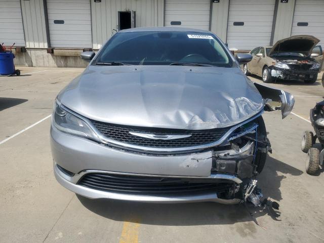 Седаны CHRYSLER 200 2022 Серебристый