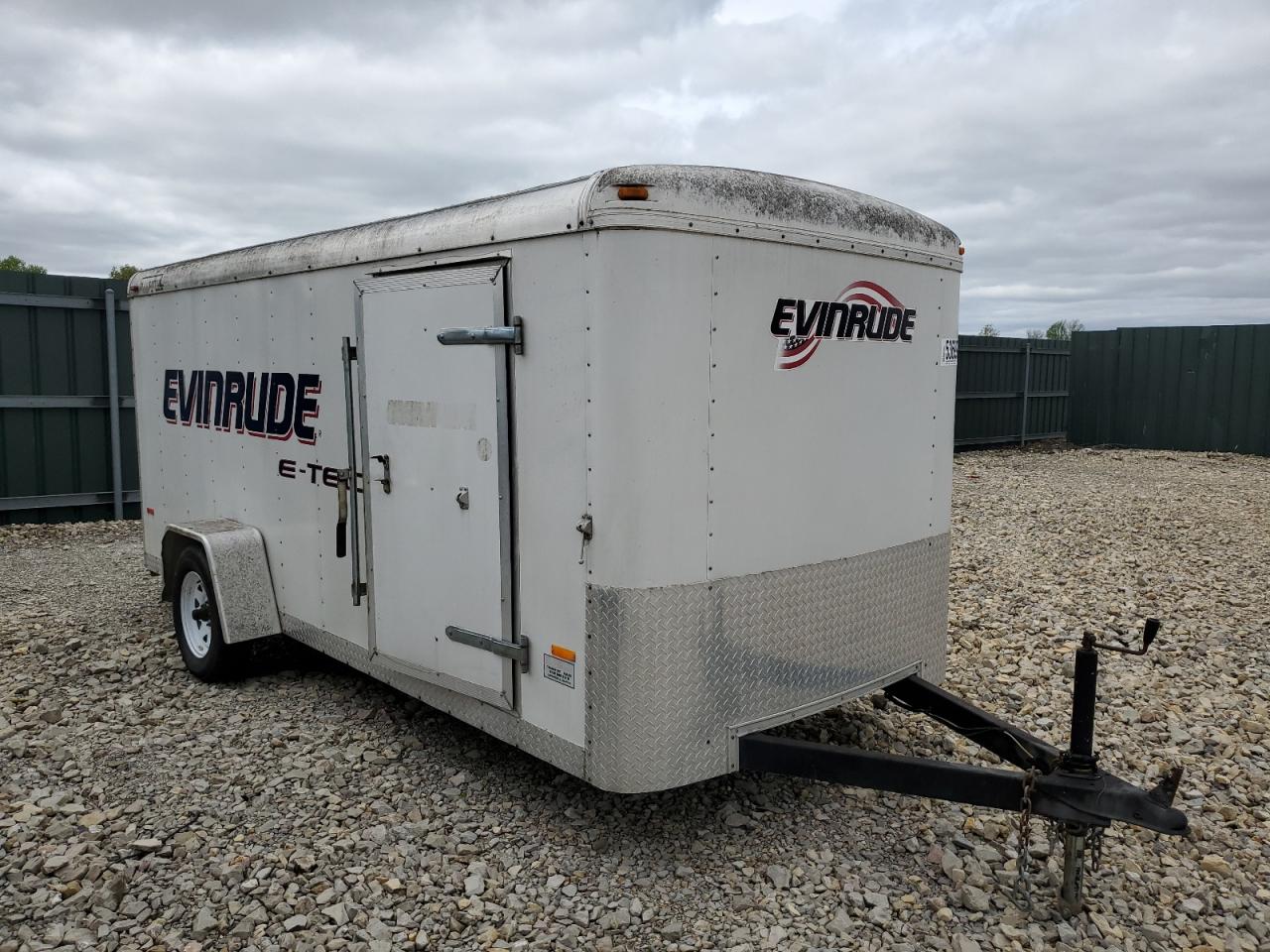 2004 Doolittle Trailers Enclosed Cargo Trailer for Sale in Sikeston, MO - Top/Roof