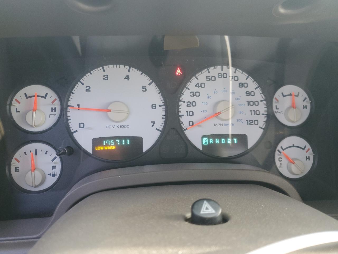 2002 Dodge Ram 1500 VIN: 3D7HA18N42G111211 Lot: 51679425