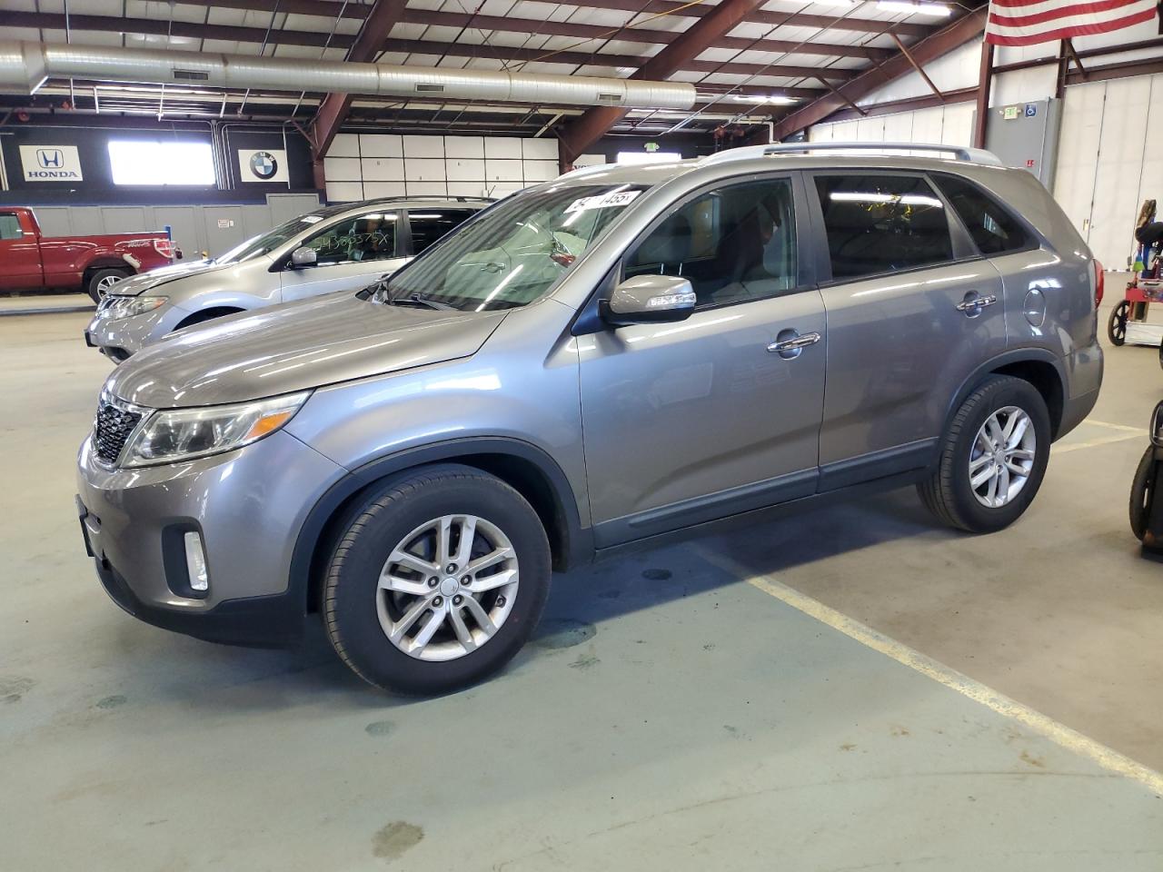 2014 Kia Sorento Lx for Sale in East Granby, CT - Minor Dent/Scratches