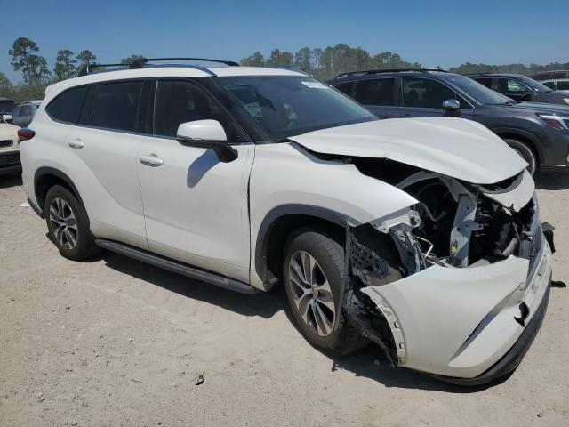  TOYOTA HIGHLANDER 2021 Biały