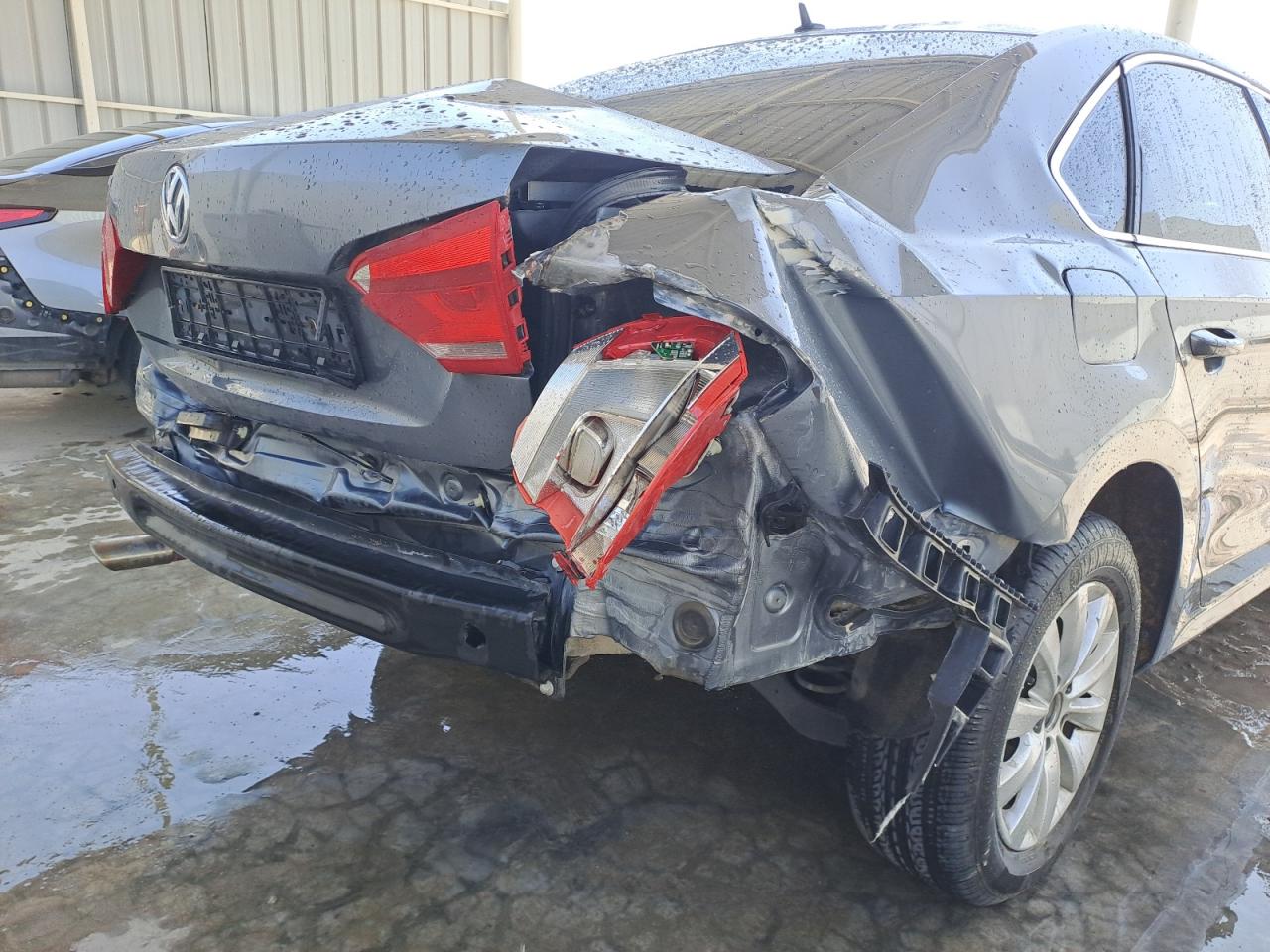 WVWBR7A35GC000780 - 2013 Volkswagen Passat - #52465505