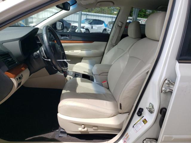 Паркетники SUBARU OUTBACK 2013 Білий