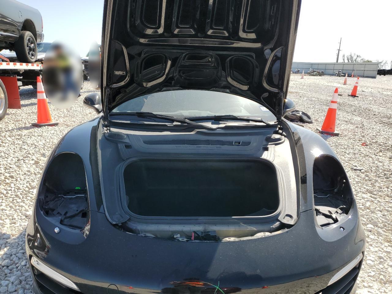 2016 Porsche Boxster VIN: WP0CA2A81GS120673 Lot: 52178365