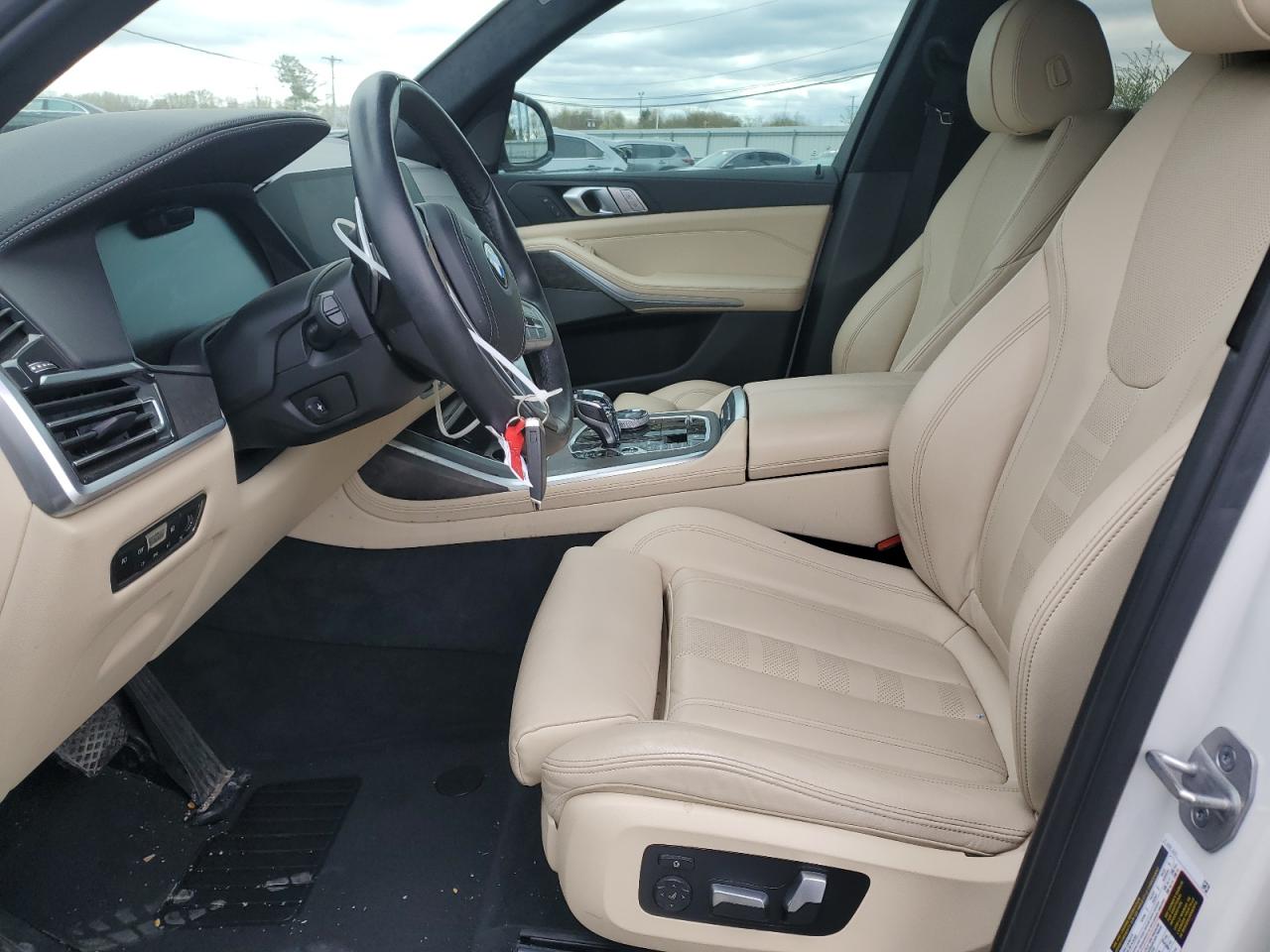 2021 BMW X7 xDrive40I VIN: 5UXCW2C00M9F23220 Lot: 53463655
