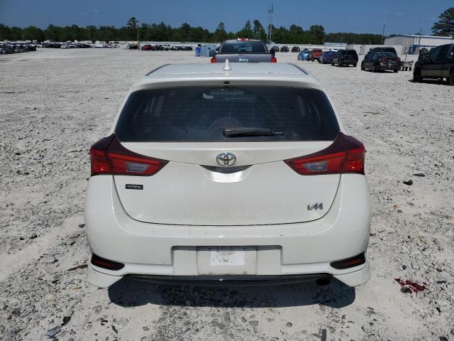  TOYOTA COROLLA 2017 White