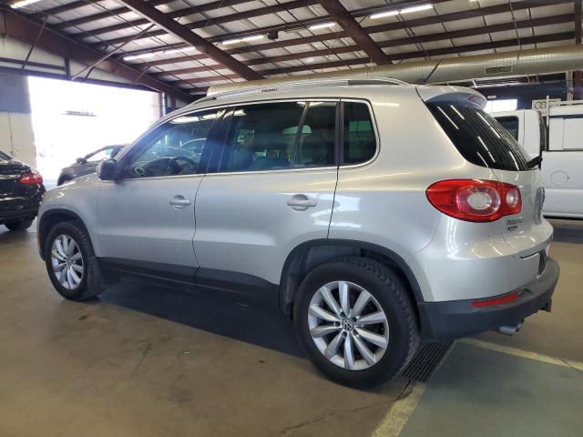 2011 VOLKSWAGEN TIGUAN S