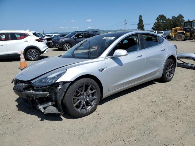  TESLA MODEL 3 2018 Сріблястий
