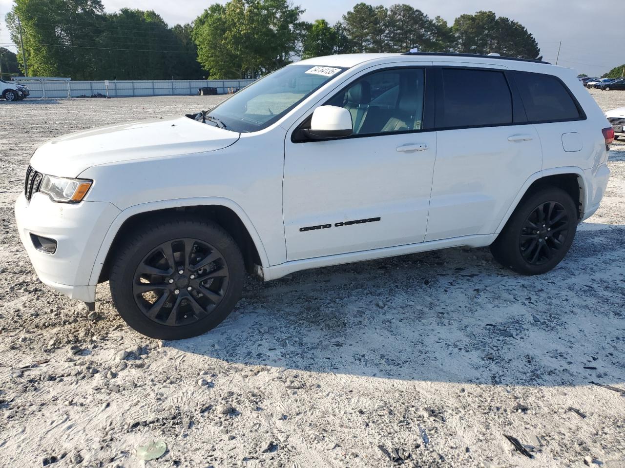 2018 Jeep Grand Cherokee Laredo for Sale in Loganville, GA - Minor Dent/Scratches