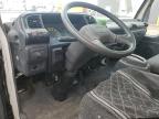 2006 Isuzu Npr  de vânzare în Elgin, IL - Minor Dent/Scratches