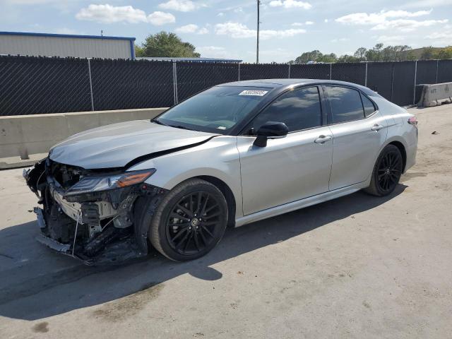  TOYOTA CAMRY 2021 Серебристый