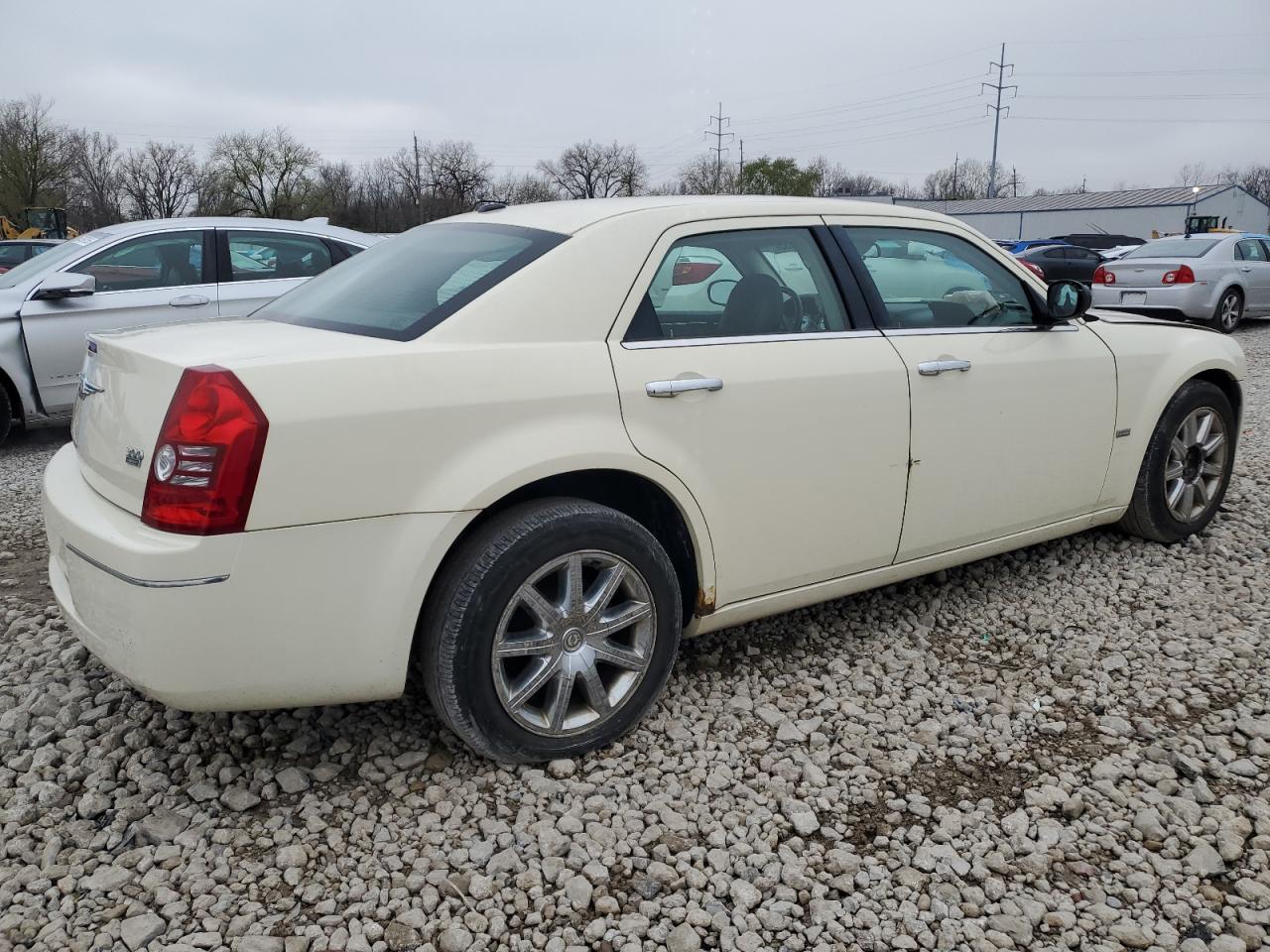 2010 Chrysler 300 - Image 3