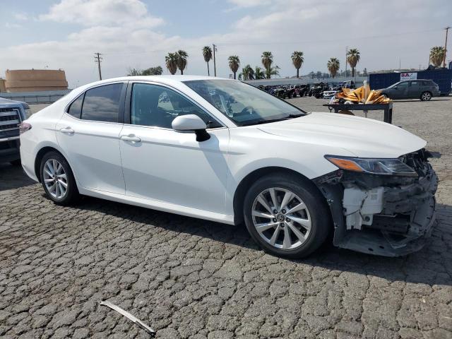  TOYOTA CAMRY 2021 White