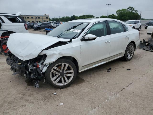  VOLKSWAGEN PASSAT 2017 Biały