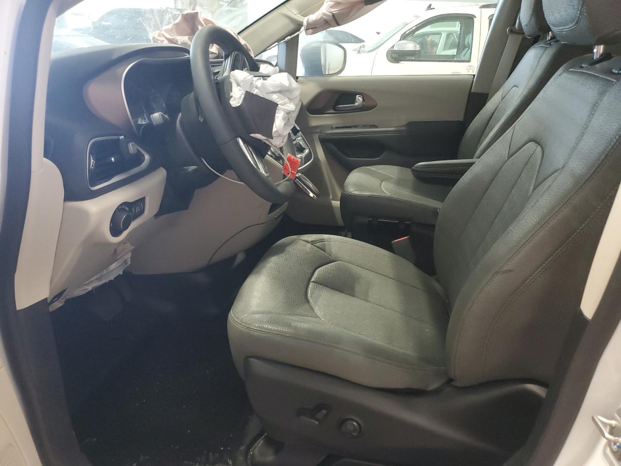 2024 Chrysler Voyager Lx VIN: 2C4RC1CGXRR126110 Lot: 54513185