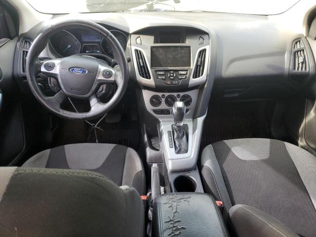 Hatchbacks FORD FOCUS 2012 Biały