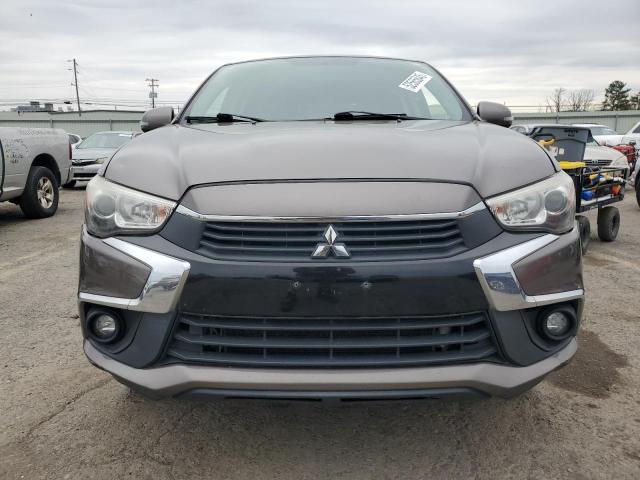 Паркетники MITSUBISHI OUTLANDER 2016 Коричневий