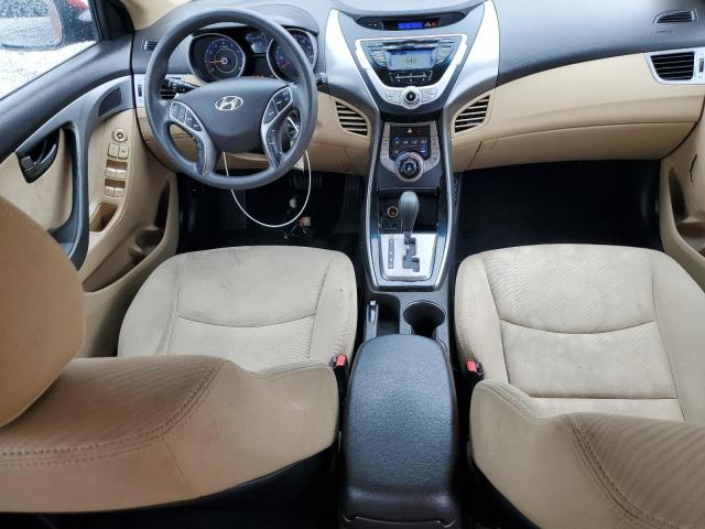  HYUNDAI ELANTRA 2013 Красный