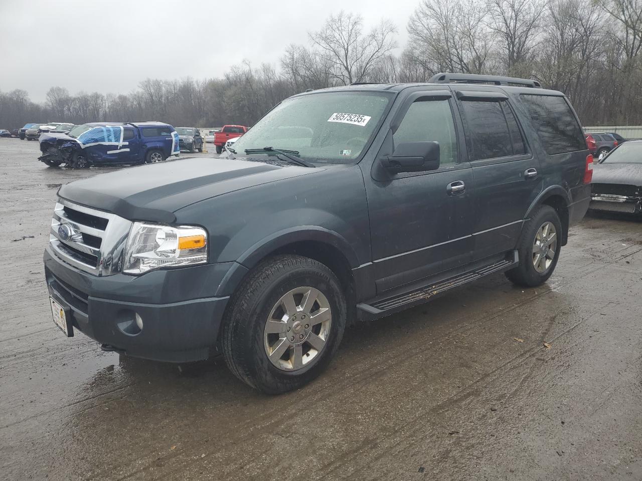 2009 Ford Expedition Xlt იყიდება Ellwood City-ში, PA - Normal Wear