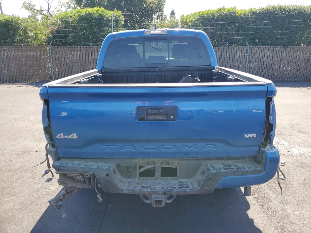 2017 Toyota Tacoma Double Cab VIN: 5TFCZ5AN3HX108853 Lot: 55044885