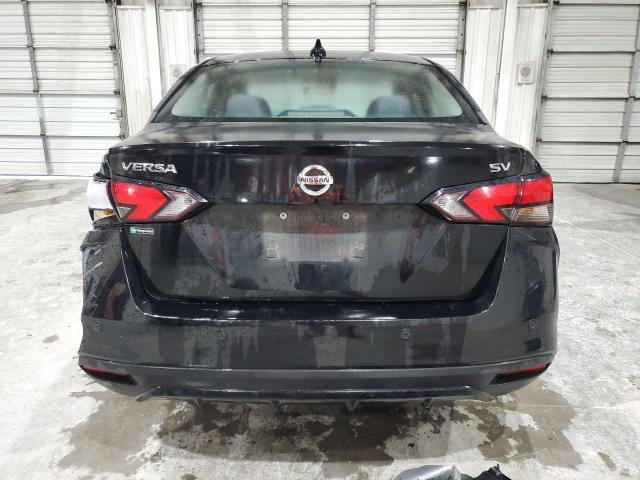  NISSAN VERSA 2021 Чорний