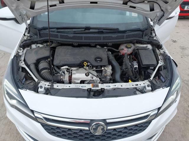 2017 VAUXHALL ASTRA SRI