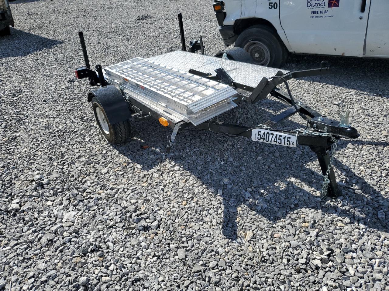 2021 Long Chih Insustrial L-C-746Te Utility Trailer for Sale in North Las Vegas, NV - Frame Damage