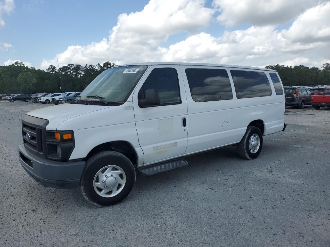 2011 Ford Econoline E350 Super Duty Wagon de vânzare în Savannah, GA - Minor Dent/Scratches