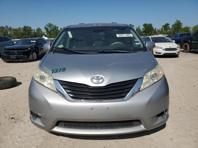 2011 TOYOTA SIENNA LE