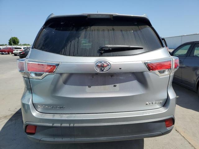  TOYOTA HIGHLANDER 2015 Сріблястий