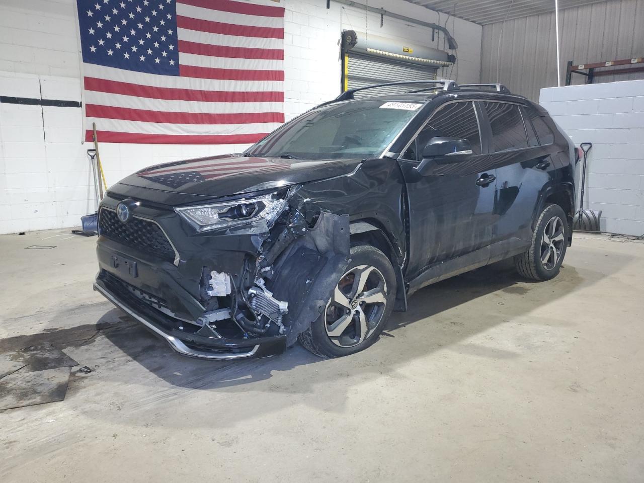 2021 Toyota RAV 4 - Image 1