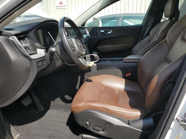  VOLVO XC60 2018 White
